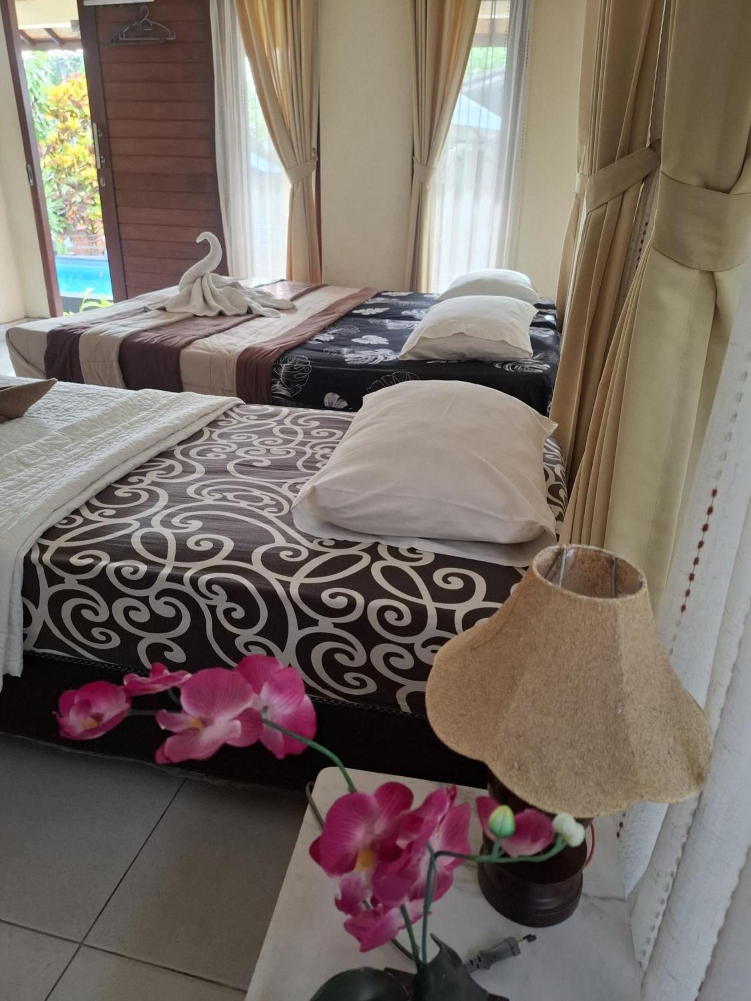Sunwukong Guest House Ubud Esterno foto