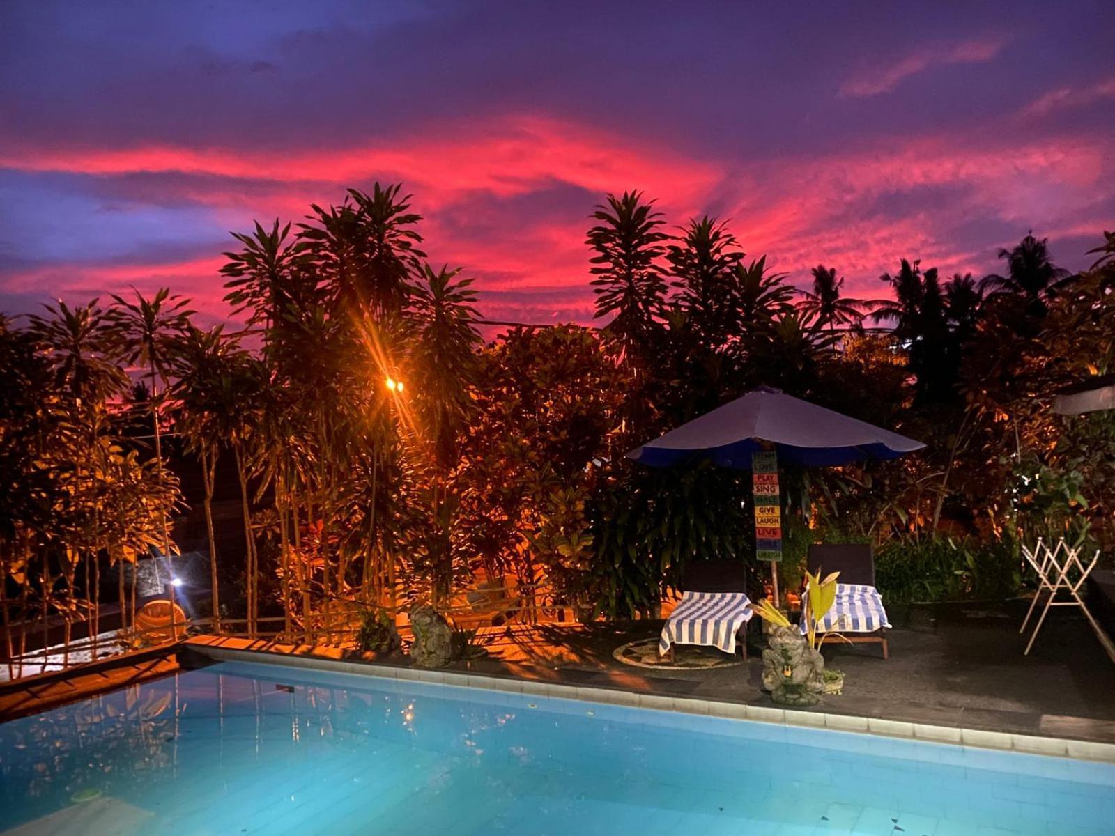Sunwukong Guest House Ubud Esterno foto