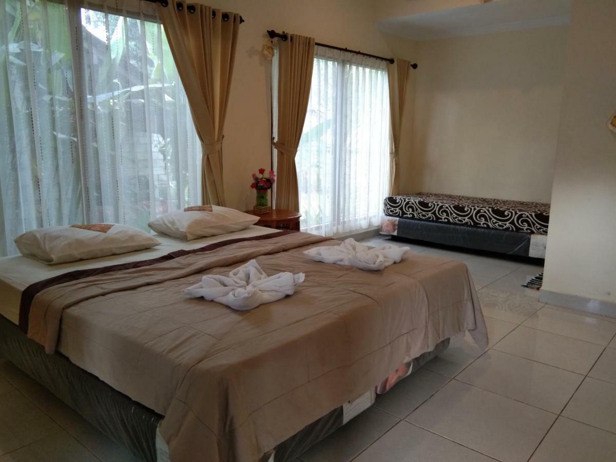 Sunwukong Guest House Ubud Esterno foto